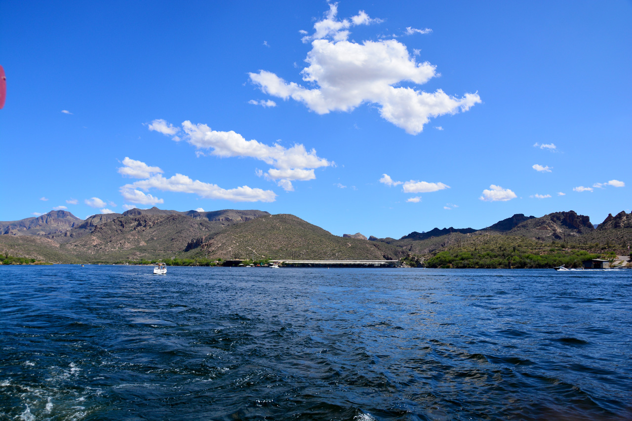 2016-04-09, 005, Canyon Lake on the Dolly Steamboat