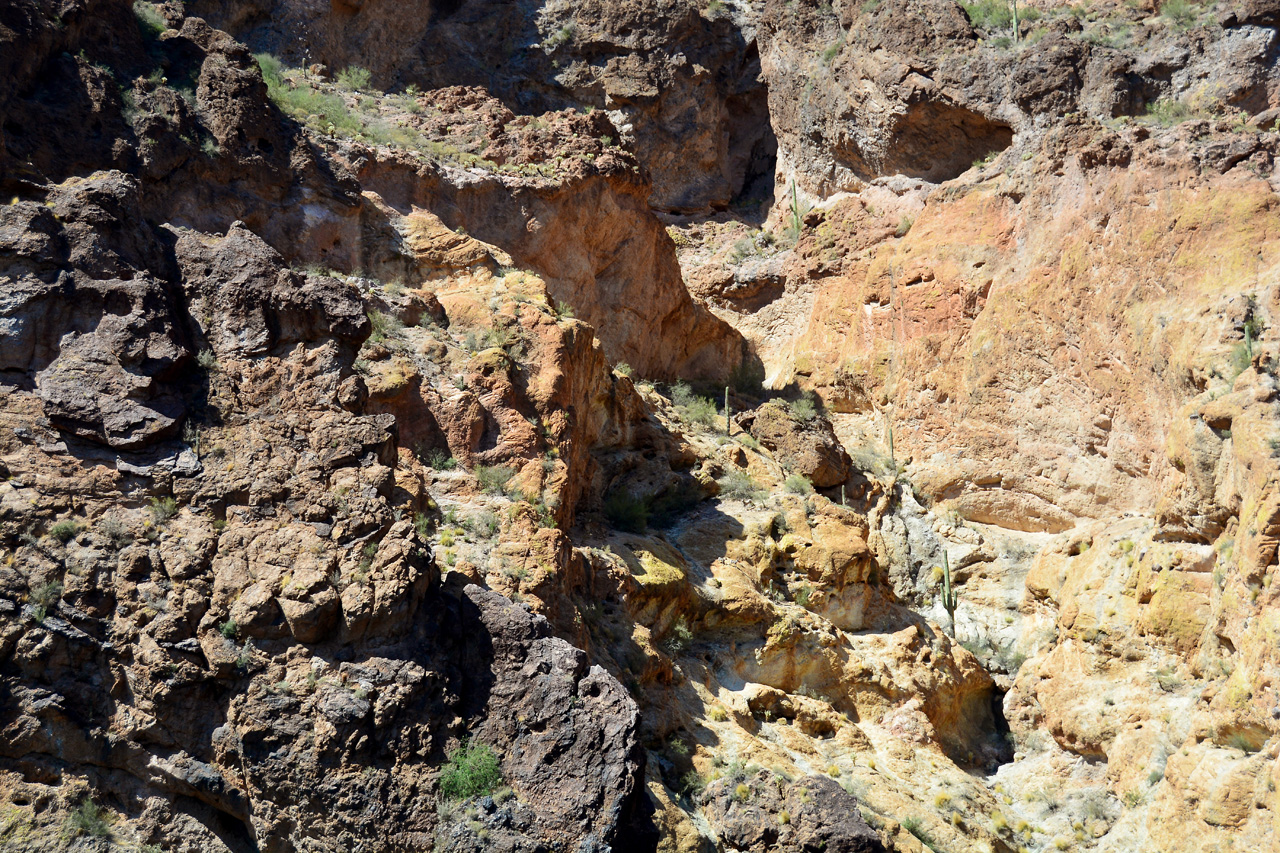 2016-04-09, 010, Canyon Lake on the Dolly Steamboat