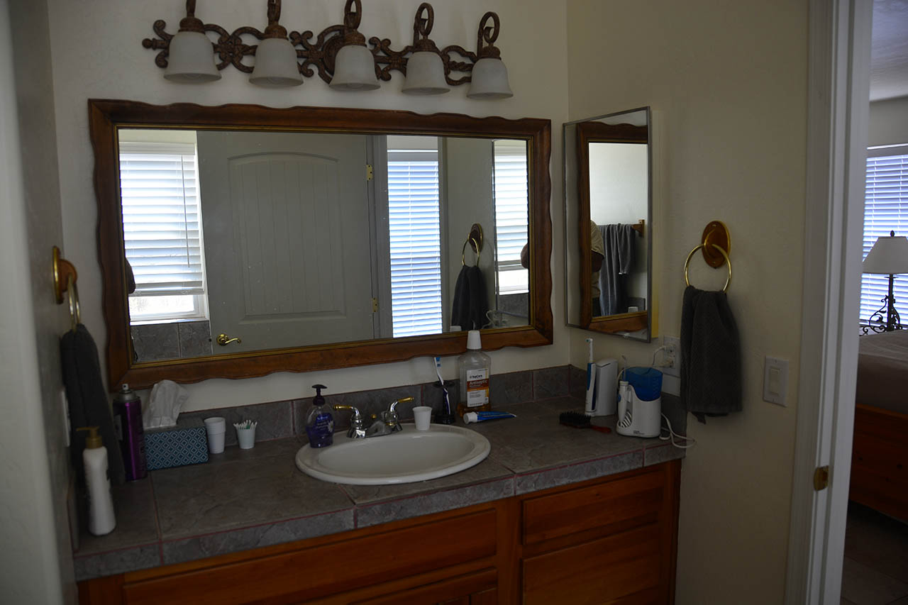 Master Bath Room 01