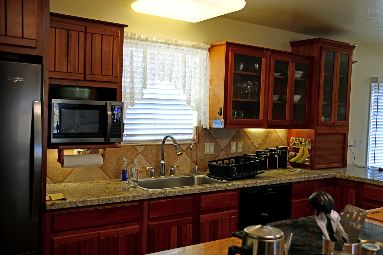 2021-10-28, 05, Counter Tops Installed