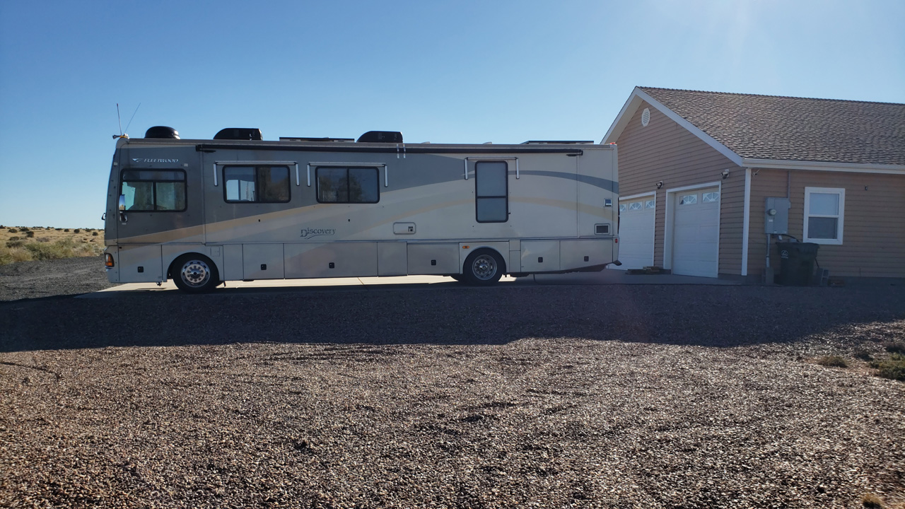 2022-10-29, 25, RV New Door Waiting to be Painted