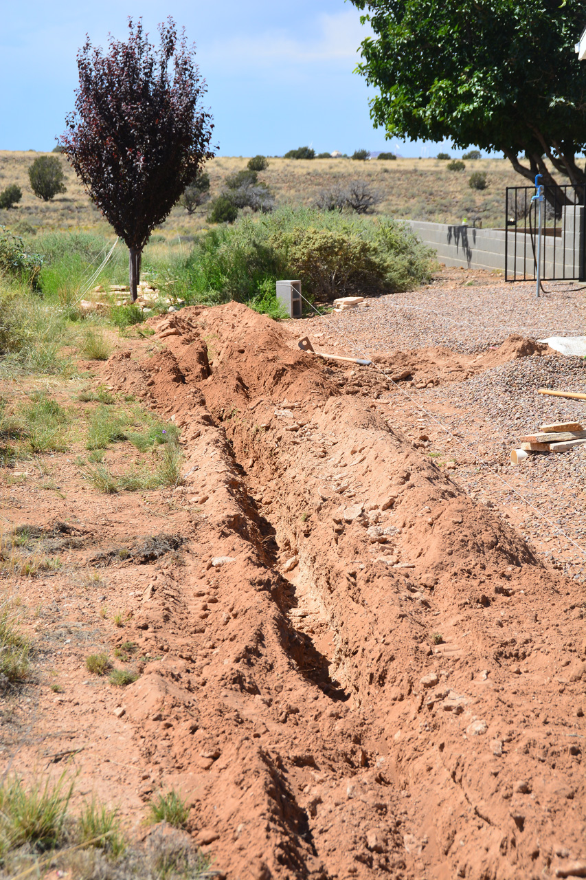 2023-09-09, 15, South Side, Lattice Wall, Irrigation Trench