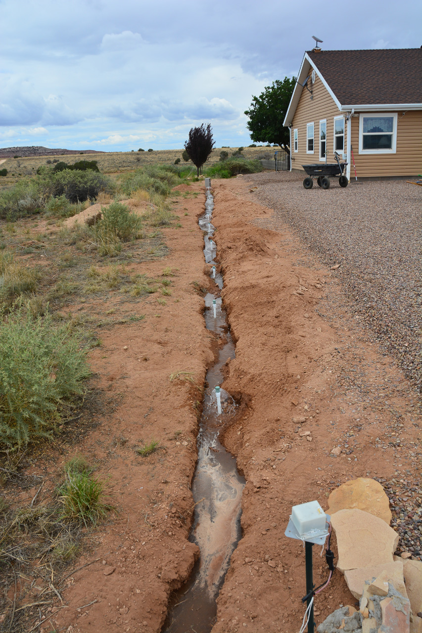 2023-09-12, 06, South Side, Lattice Wall, Irrigation Test Running Water